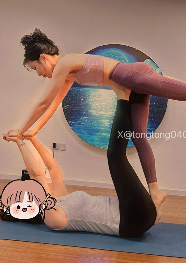 露出系人妻@彤彤乖 私拍尺度作品合集(7)