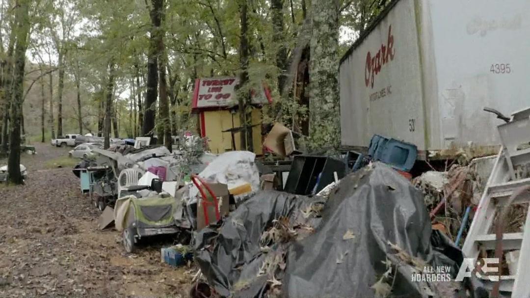 Hoarders S11E07 Cindy 720p HDTV x264-CRiMSON Hoarders S11E07 Cindy 720p HDTV x264-CRiMSON
