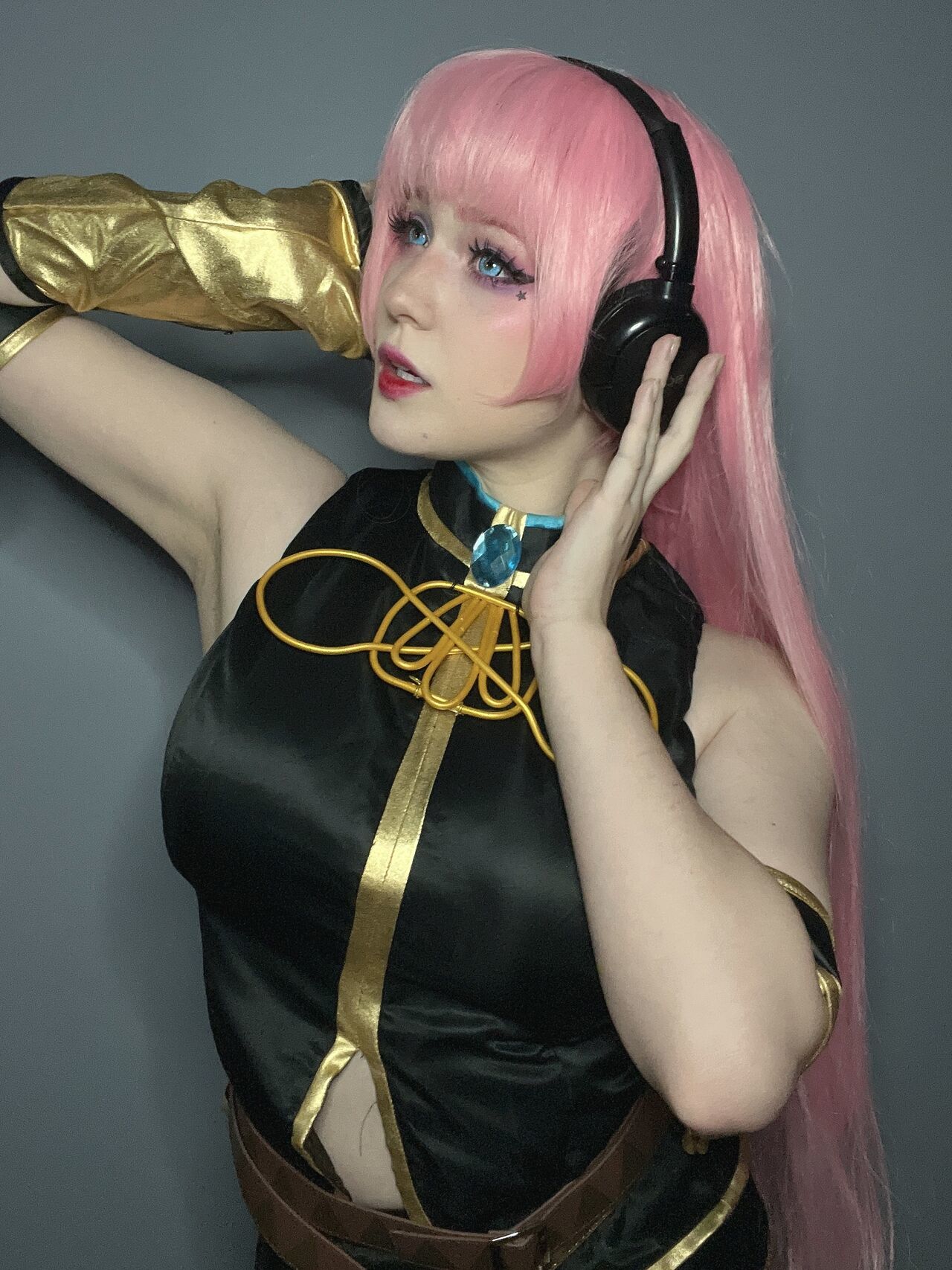 Satin Stars - Luka Megurine