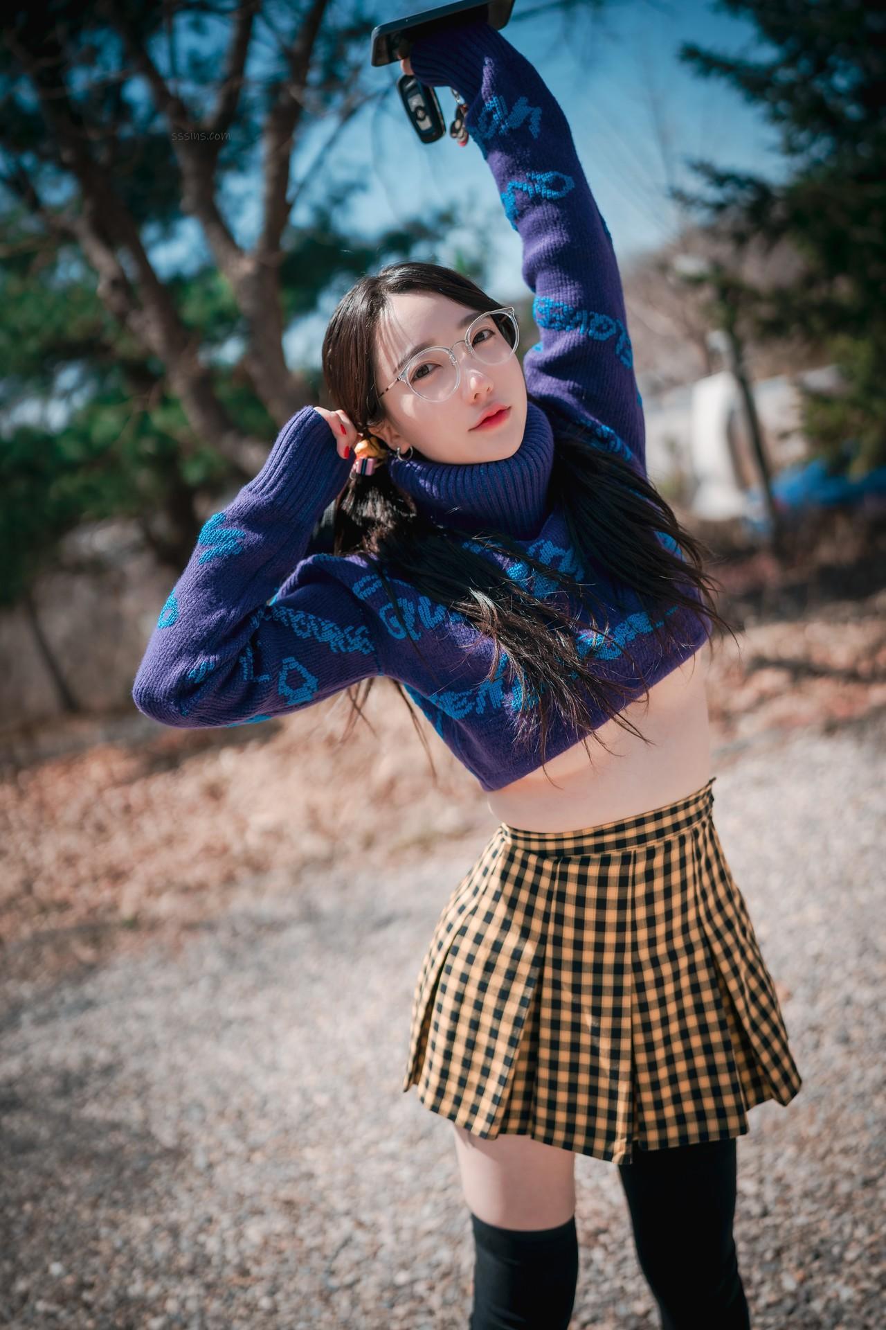 Son Yeeun 손예은, [DJAWA] Early Spring Walk in March Vol.2 (+S.Ver) Set.02(47)