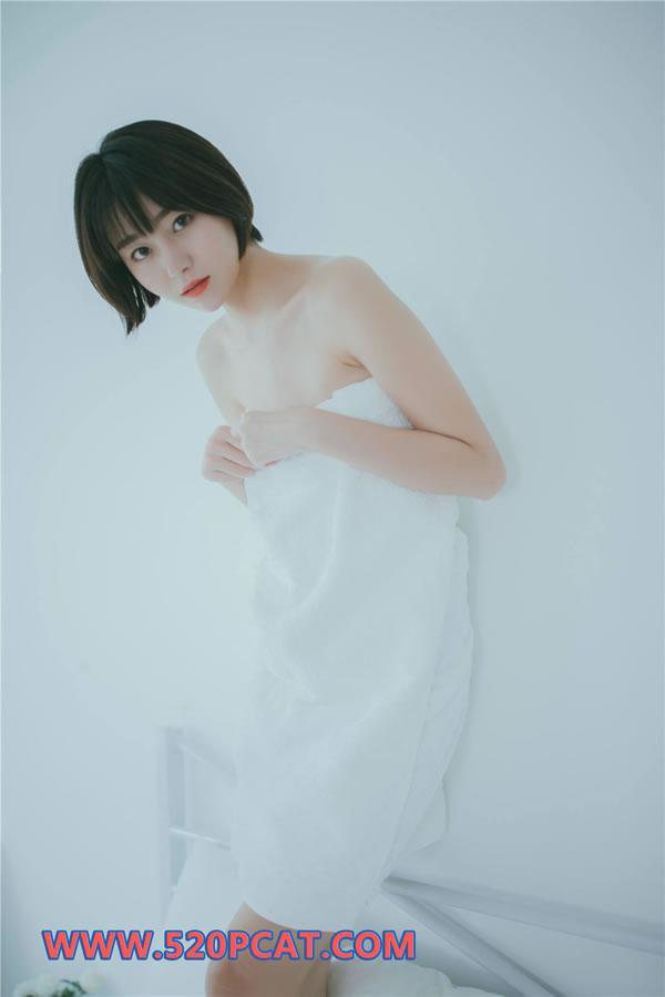 潘多拉NO.233期白衣美女半露私房写真(15)