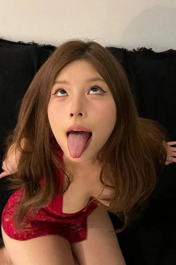 反差眼镜娘@oOooo 尺度私拍视图合集3(2)