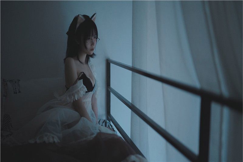 Cosplay逐月su - 透明女仆写真(4)