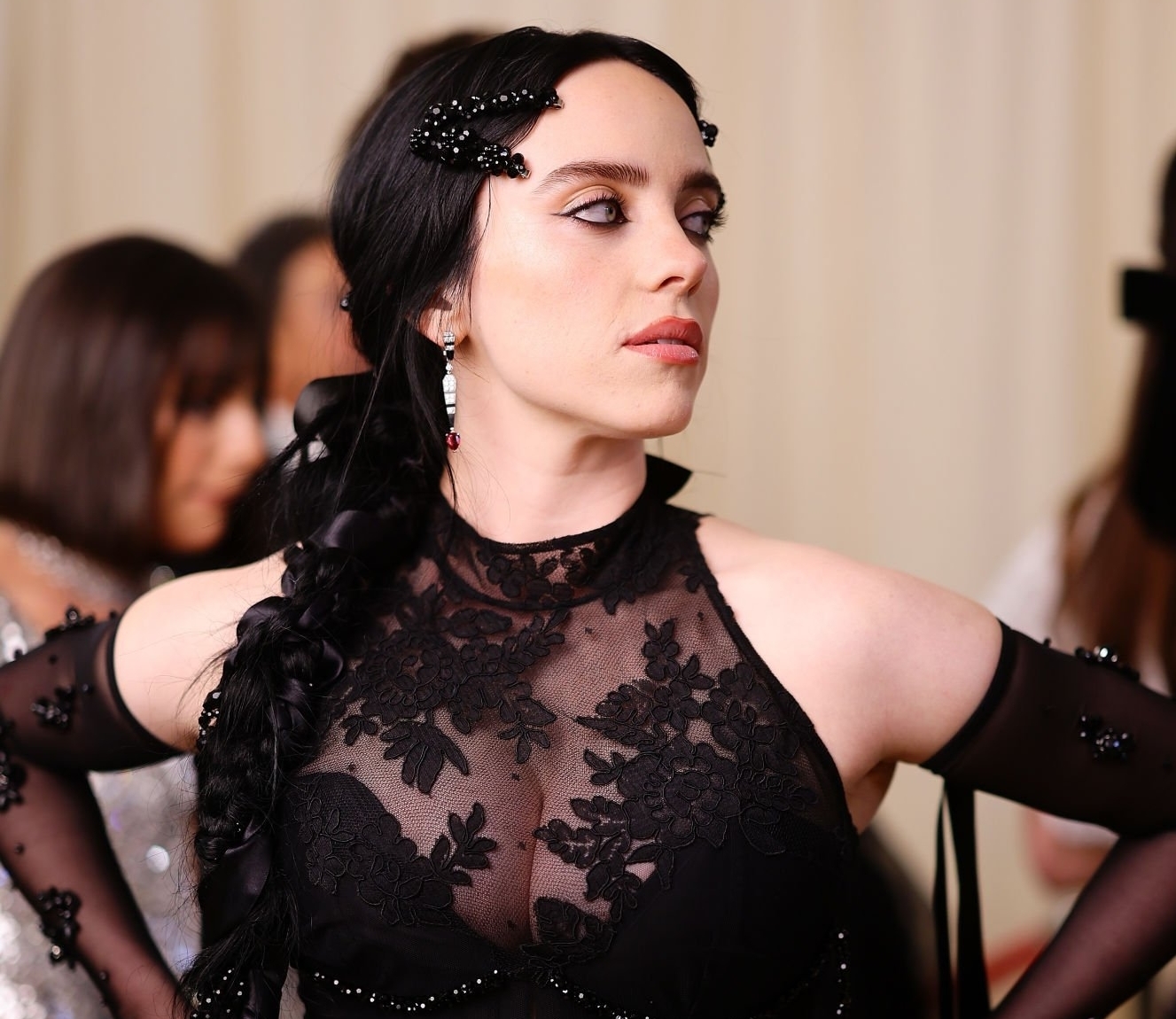 Billie Eilish glams up for the Met Gala, flashes cleavage - Other Crap