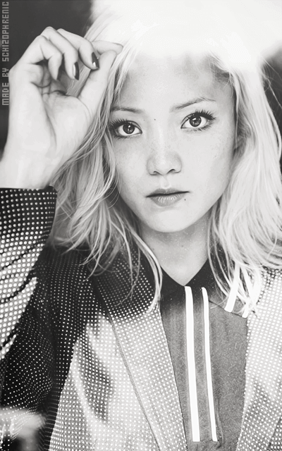 Pom Klementieff Mr6cJqIo_o