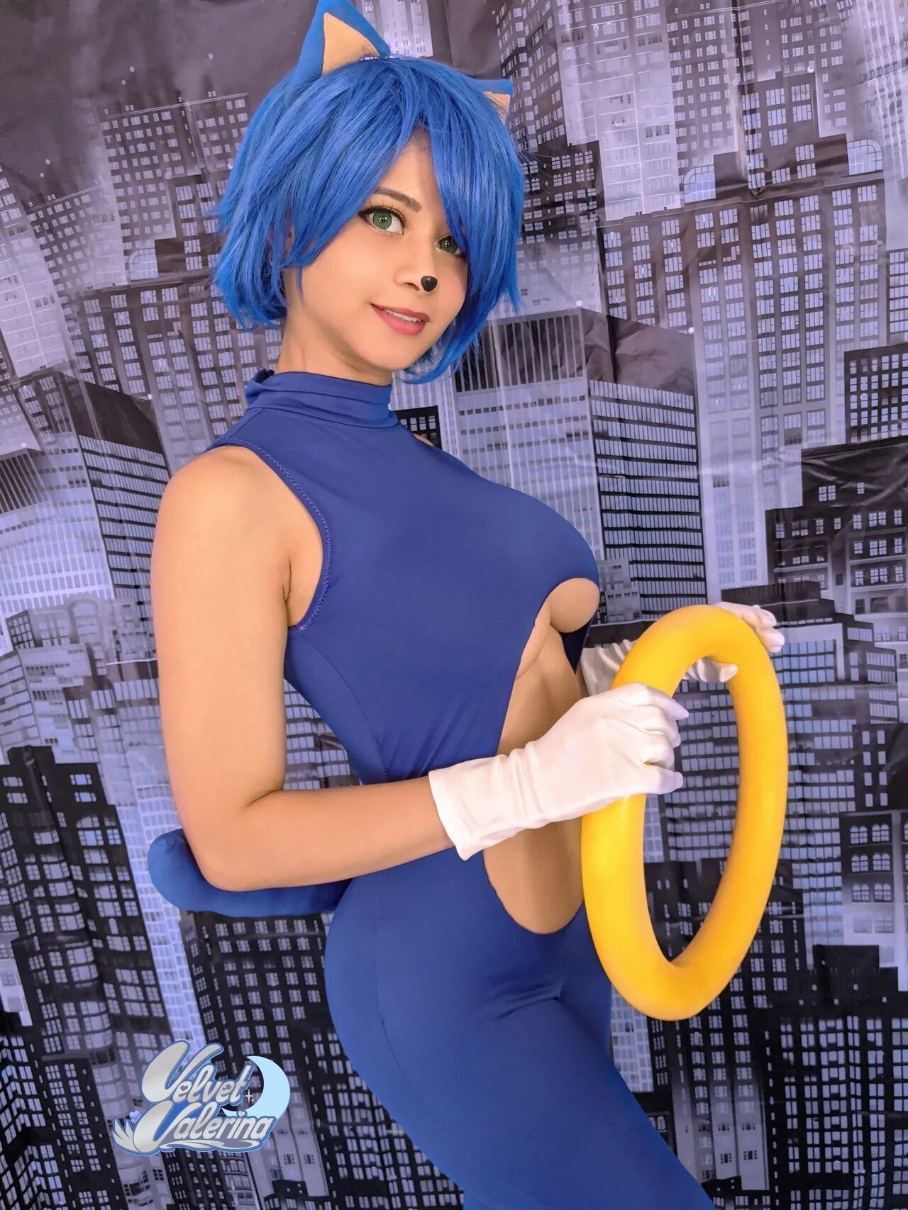 Velvet Valerina - Sonic Cosplay