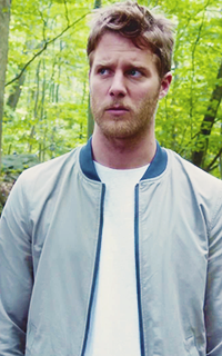 Jake McDorman 1FLZOE1F_o