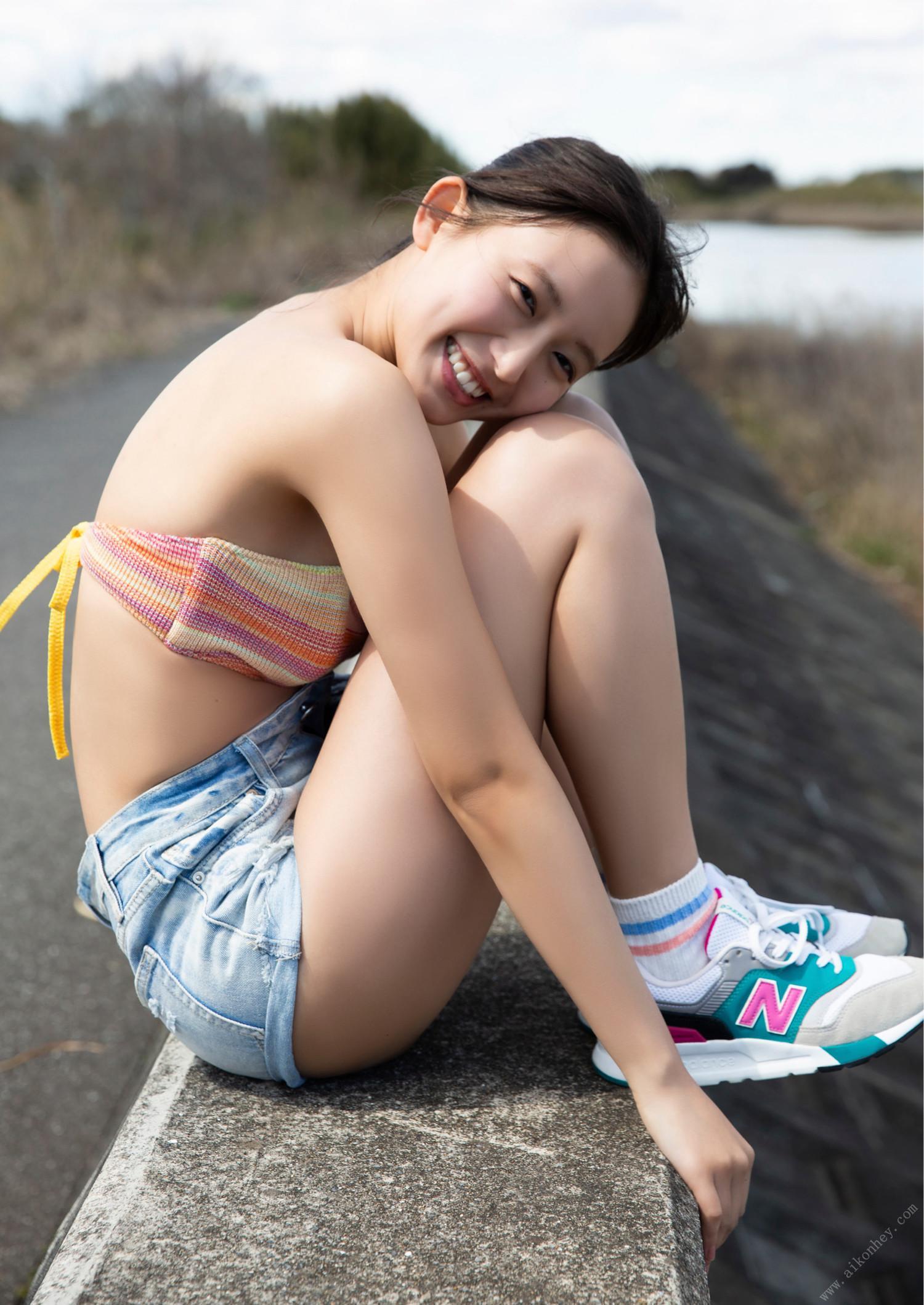 Nene Shida 志田音々, デジタル限定 YJ Photo Book 「ねねとまるまる。」 Set.01(29)