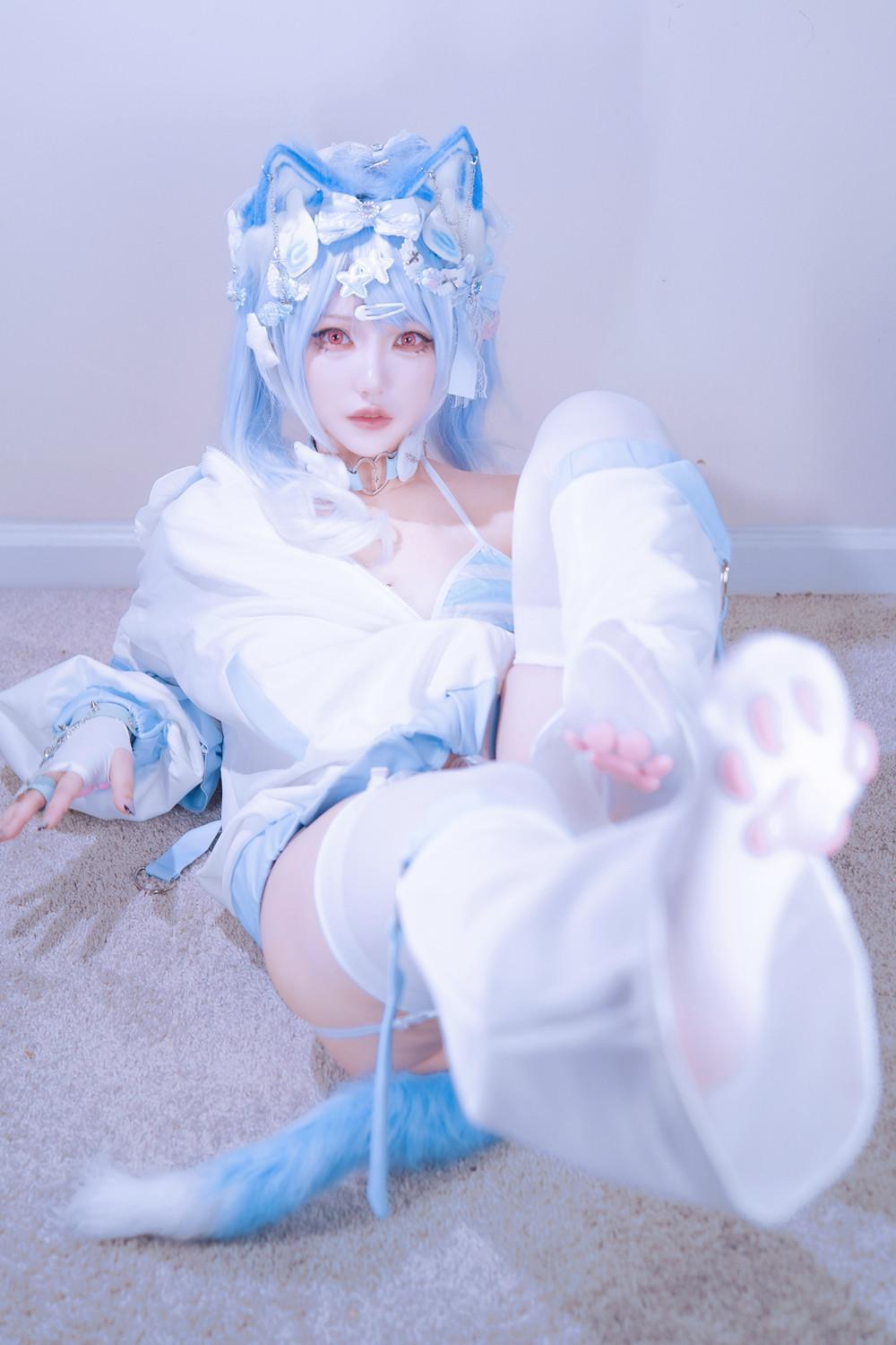 Cosplay 狐洛洛子 – 水色猫猫头(18)