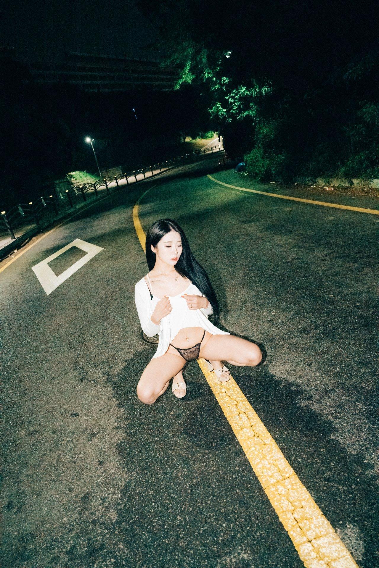 Jeong Bomi 정보미, [Loozy] Night Roads Set.01(7)