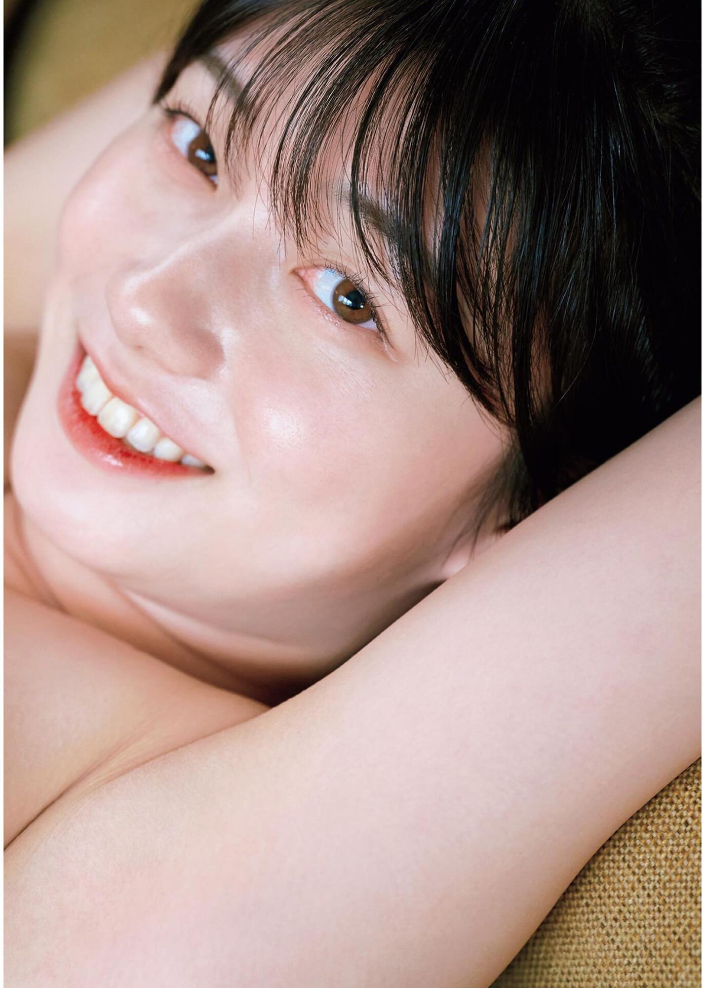 Kanna Seto 瀬戸環奈, 1st写真集 「Emerald」 Set.05(14)