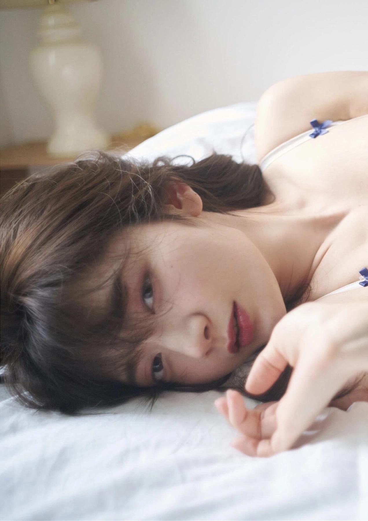 Toutomiwokanjite Sakurai 尊みを感じて桜井, B.L.T. 写真集 Monster Round 4(18)