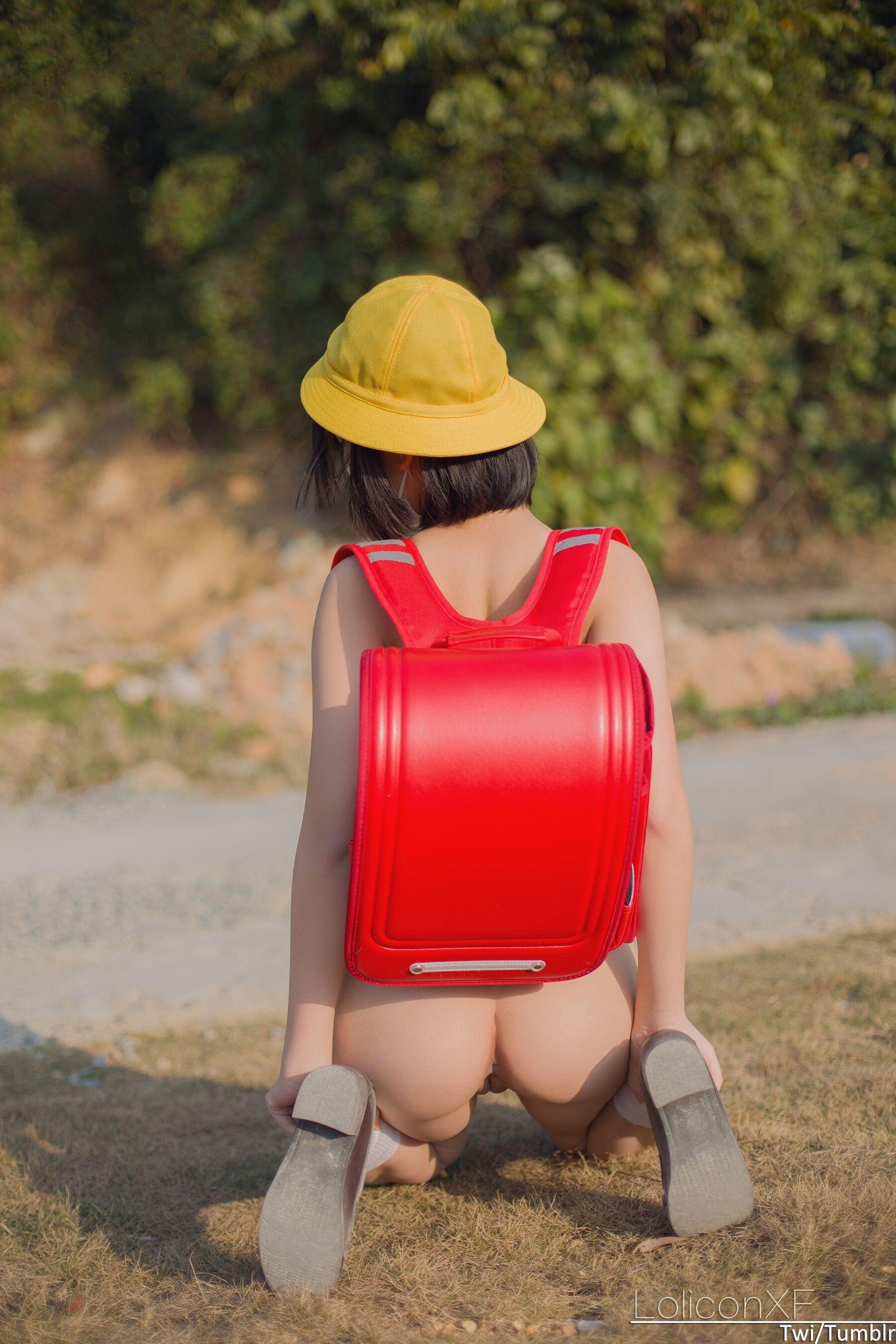 国模套图 悠宝三岁《幼稚园露出》(39)
