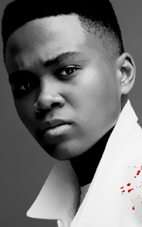 Chosen Jacobs V7qh5CEN_o