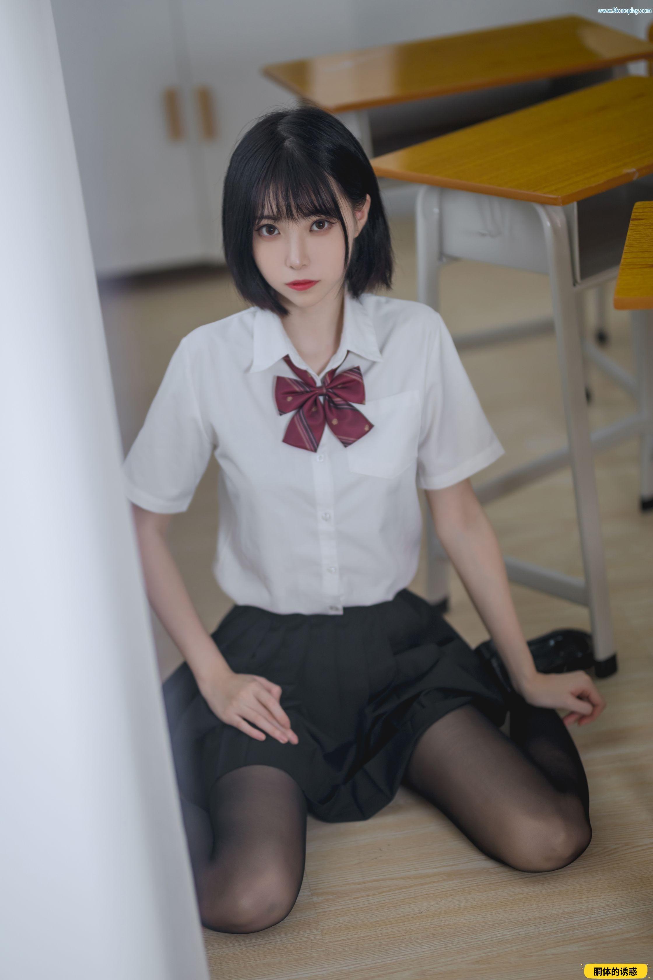 许岚LAN NO.01 教室jk黑丝 JK and Black Stocking [40P-525MB]