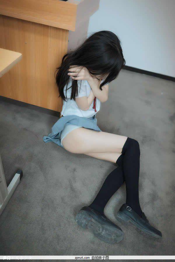 微博妹子发条少女-尾随颜控少女大胆写真(3)