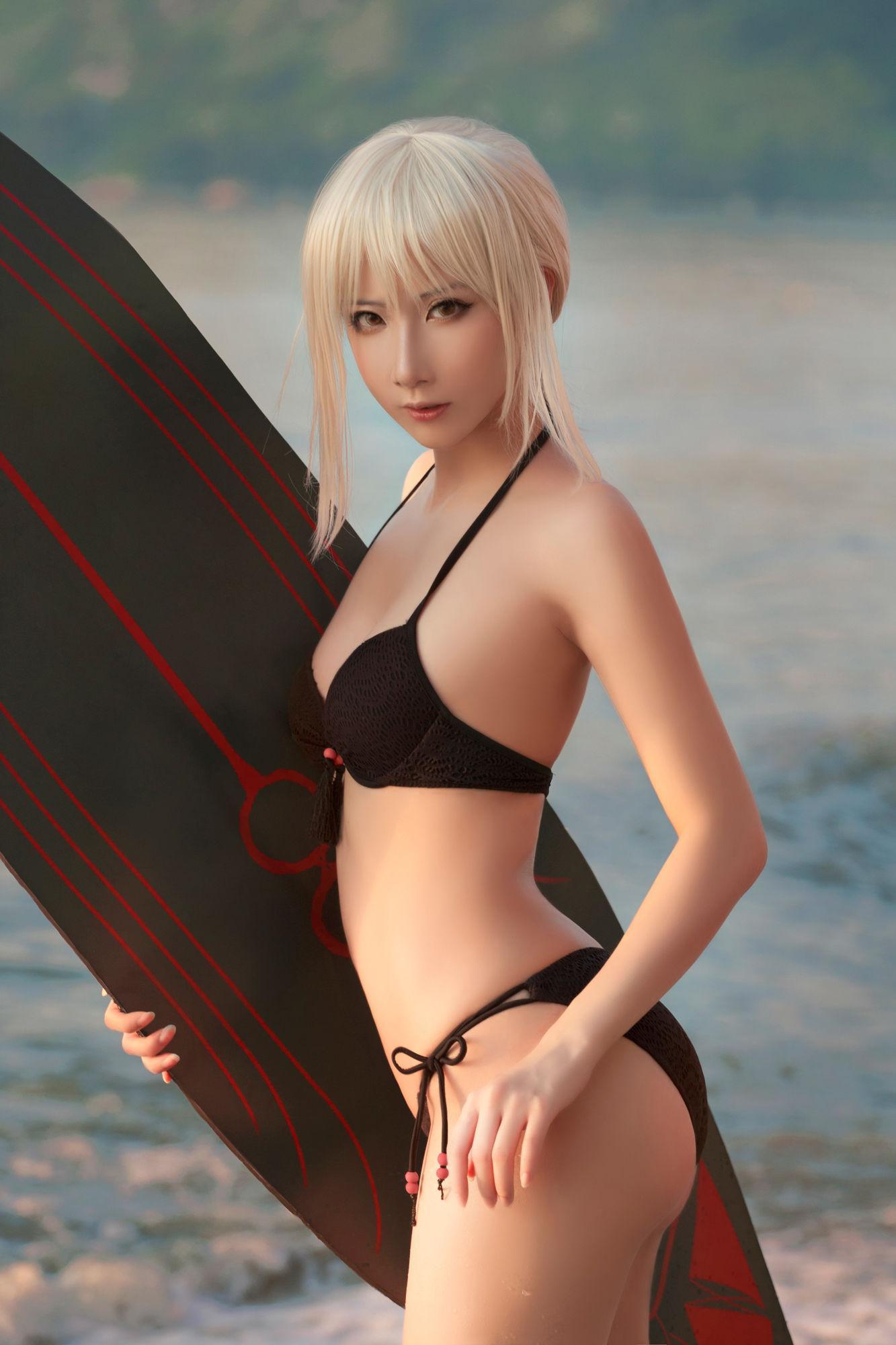 [网红COSER] 半半子&索索sophia – 海边泳装(36)