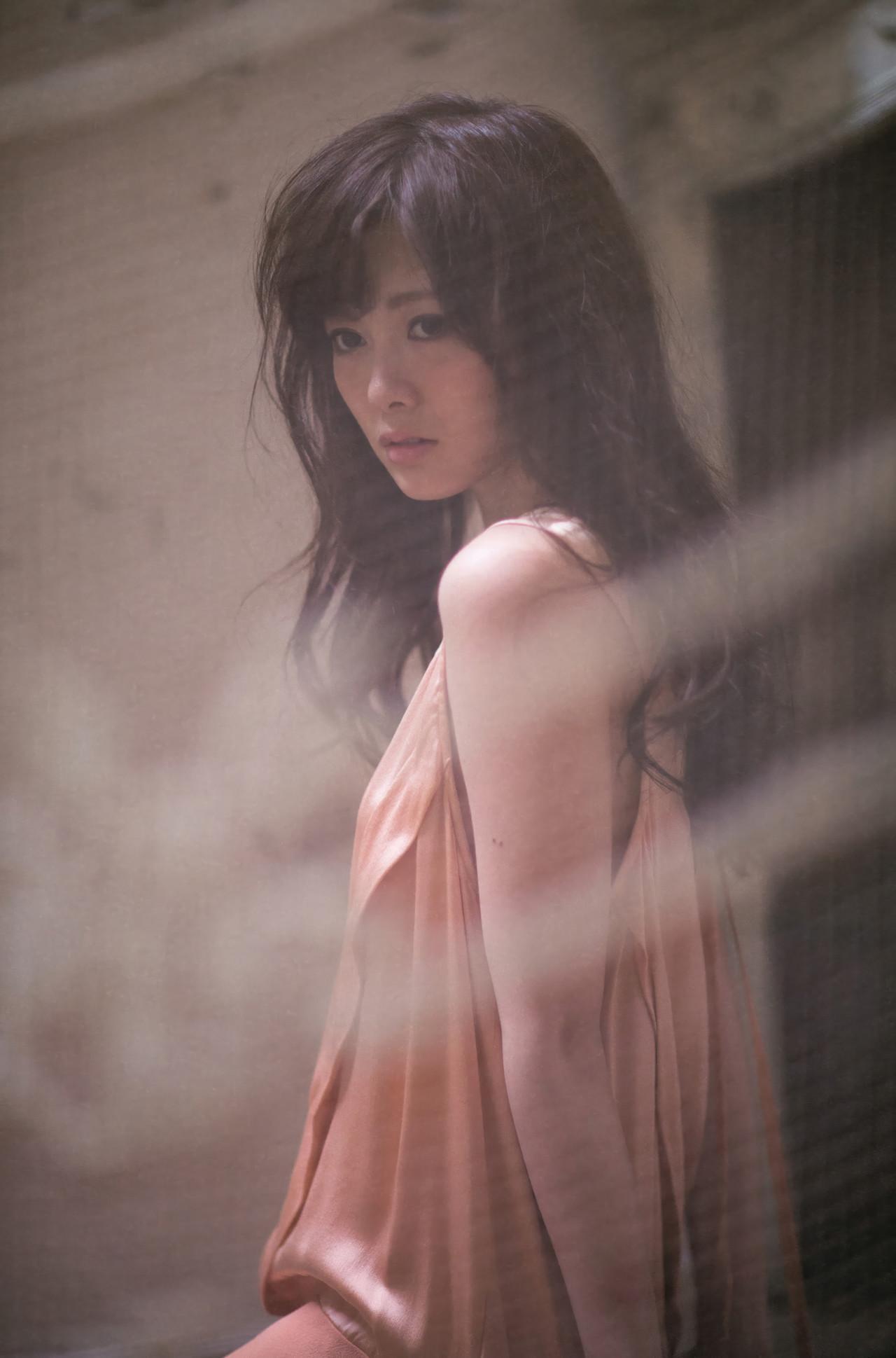 Mai Shiraishi 白石麻衣, ファースト写真集 「清純な大人」 Set.04(37)