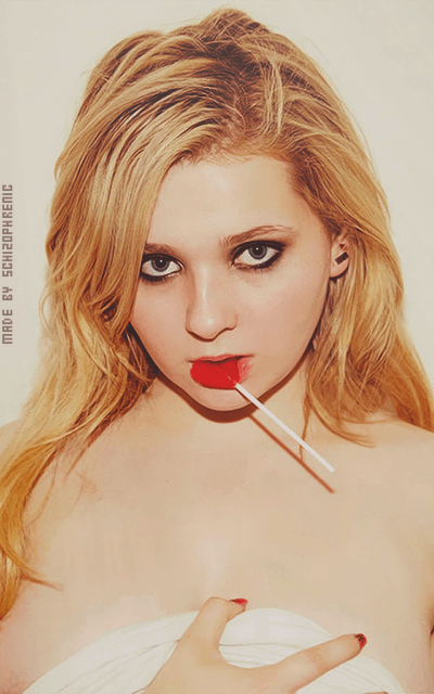 Abigail Breslin Bmb28t0F_o