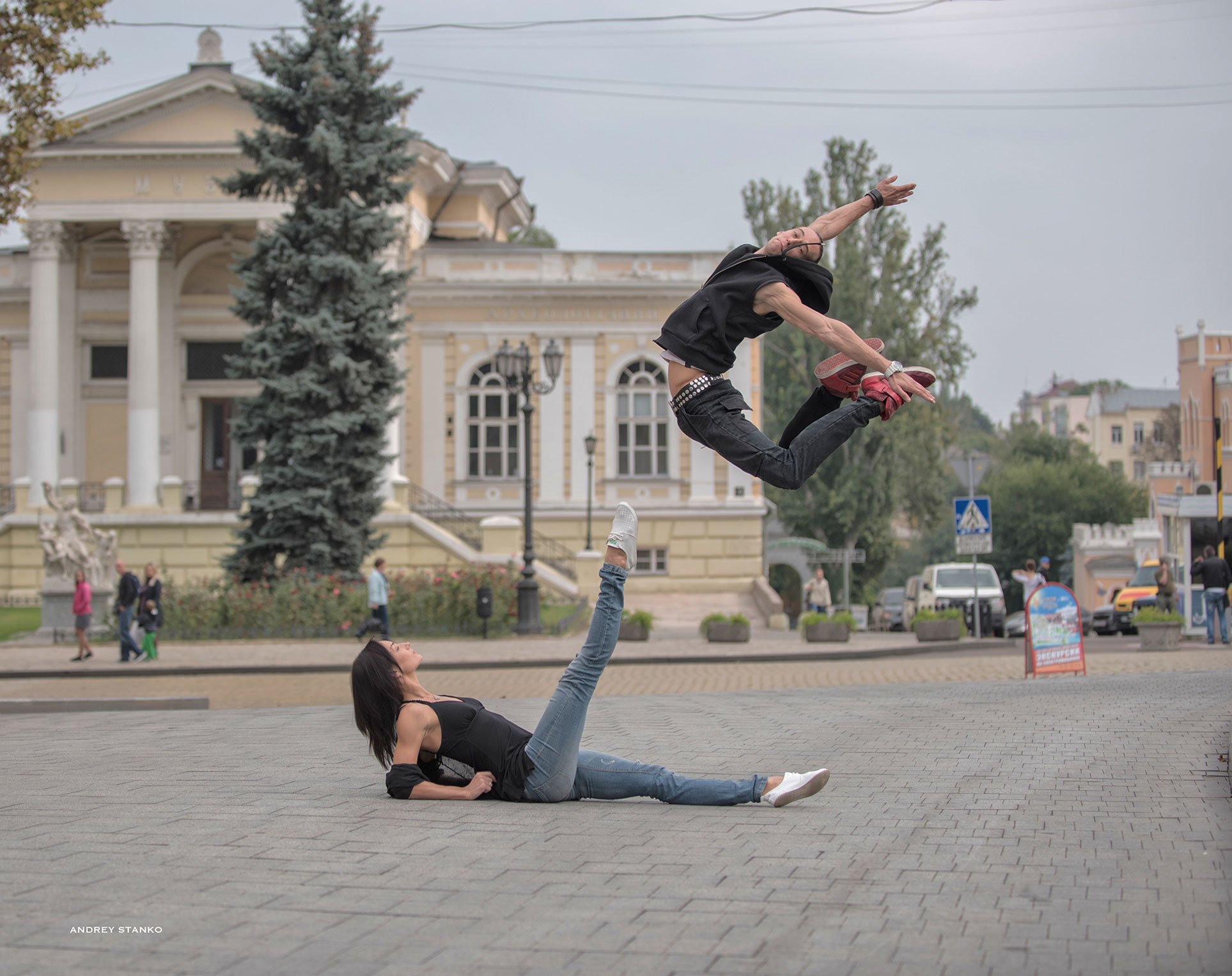 Танцующая одесса. Одесса данс. Картинки одесские танцы. Данс Одесса лучшее. Одесса не танцую.