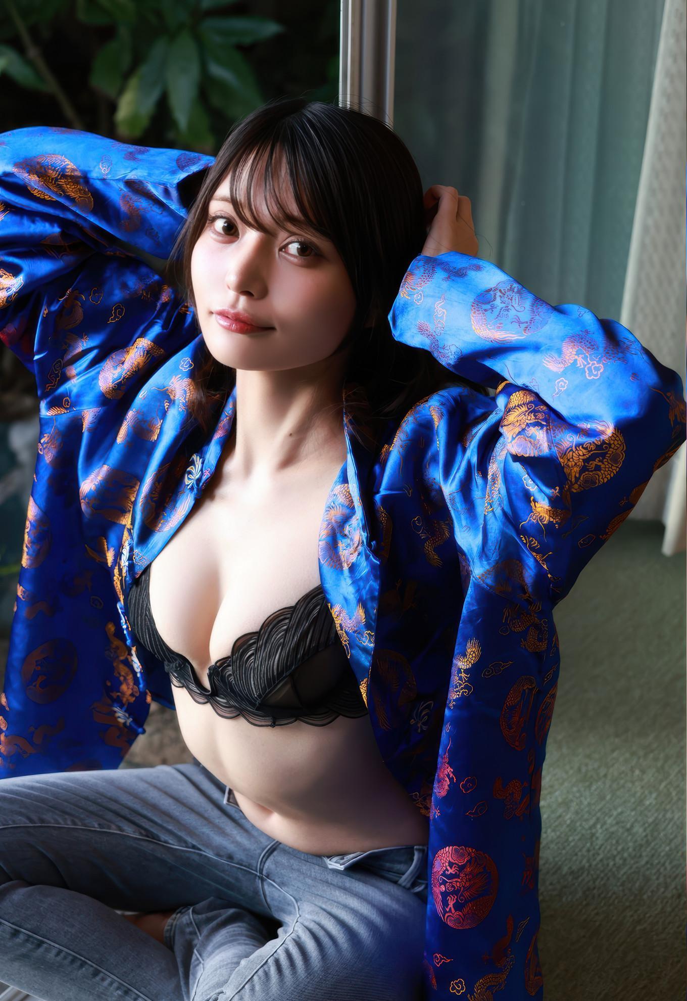 Sayaka Nitori 似鳥沙也加, 旬撮ガール Vol.4 振り向けばインスタ女王(11)