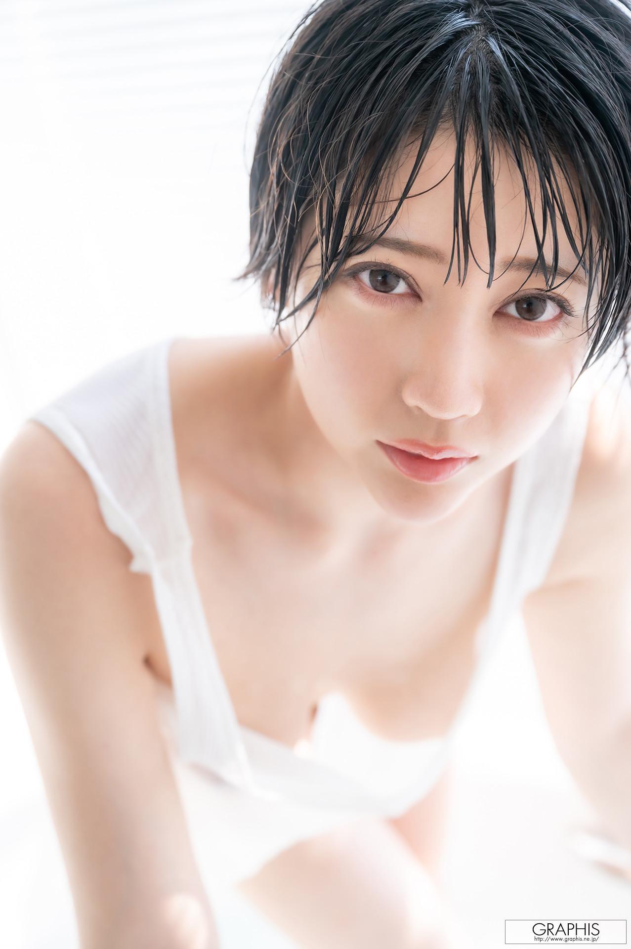 Hibiki Natsume 夏目響, [Graphis] Gals 「Modest and Mature!」 Vol.07(16)