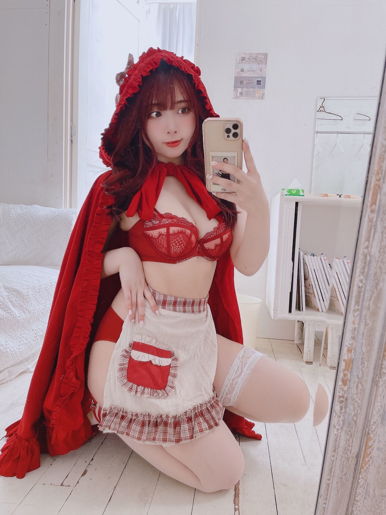 Tomiko - Red Riding Hood