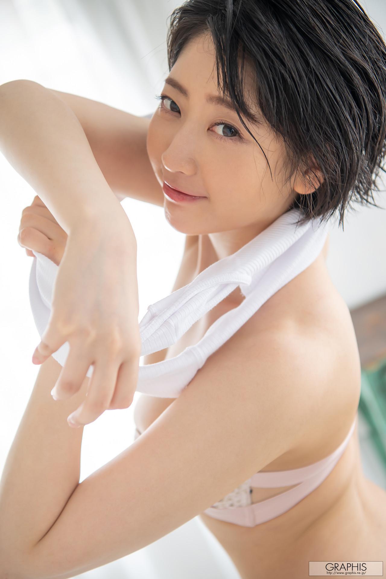 Hibiki Natsume 夏目響, [Graphis] Gals 「Sounds Cute!!」 Vol.02(14)