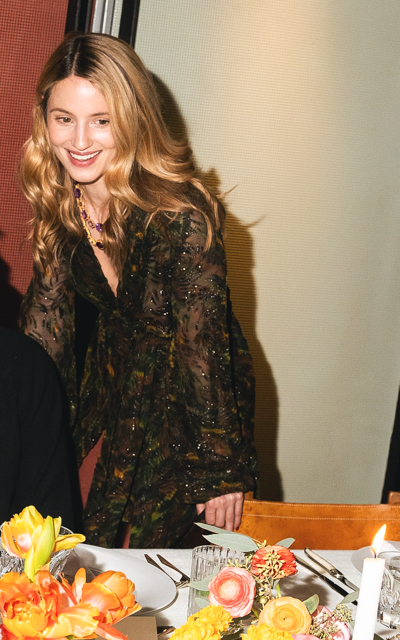 Dianna Agron DYPyvCfG_o