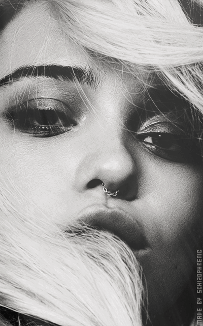 Sky Ferreira BM6d2SLn_o