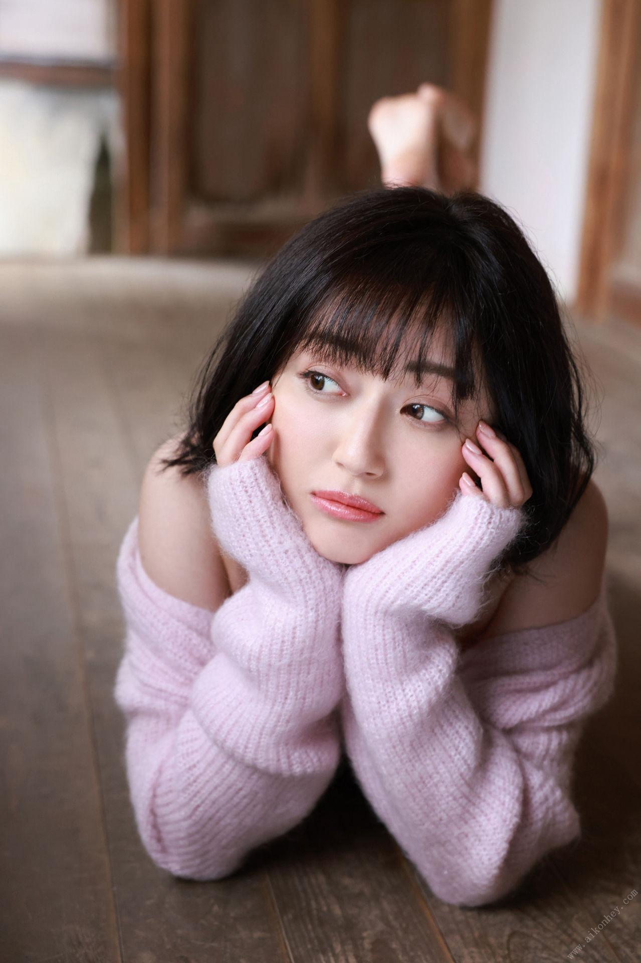 Manami Shindo 新藤まなみ, FRIDAYデジタル写真集 「Quenns オール未公開スペシャル Edition Vol.4」 Set.03(16)