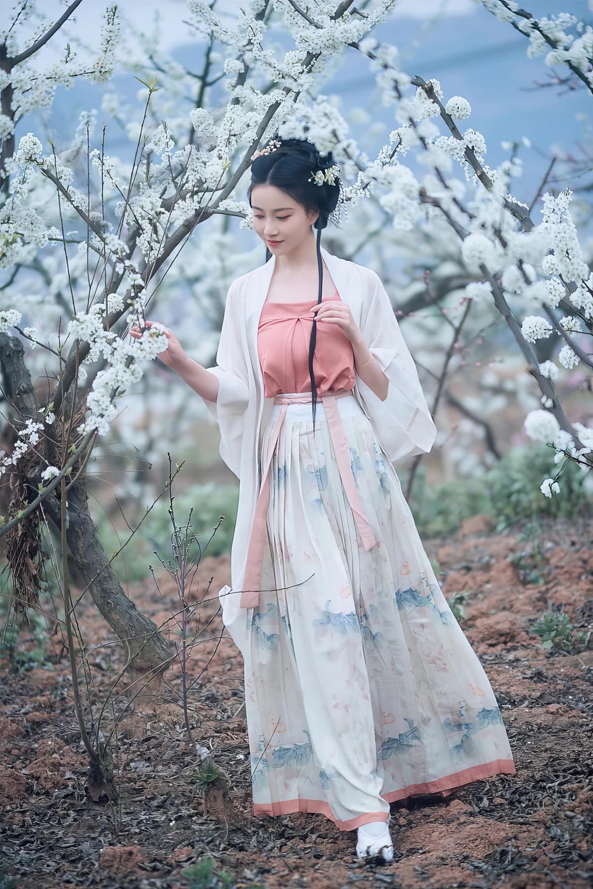 年年Nnian, 写真集 – 三月花(4)