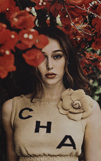 alycia debnam carey - Alycia Debnam-Carey - Page 33 LHIi3fqd_o