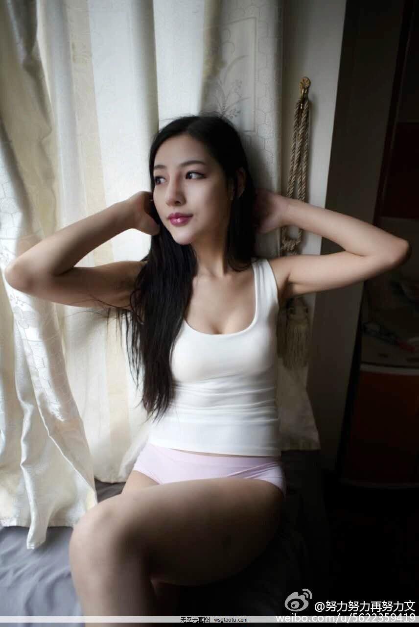 UU阿文 超正小妮子微博私房写真图图片(24)