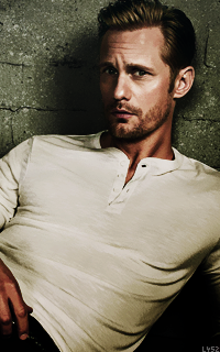 Alexander Skarsgard SN58LLfd_o