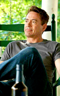 Robert Downey Jr 9XOfllkN_o