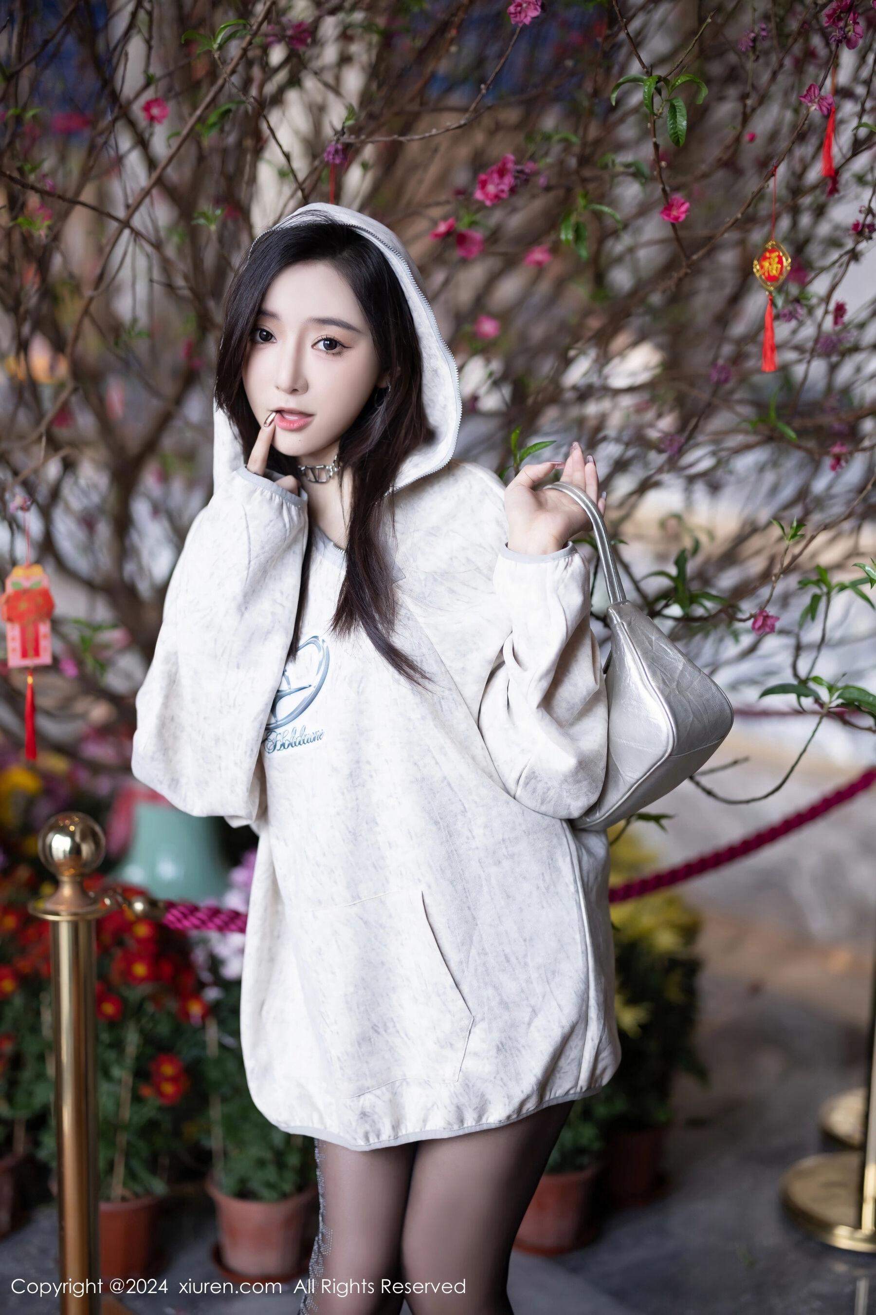 秀人网 Vol. 8135 王馨瑶yanni(17)