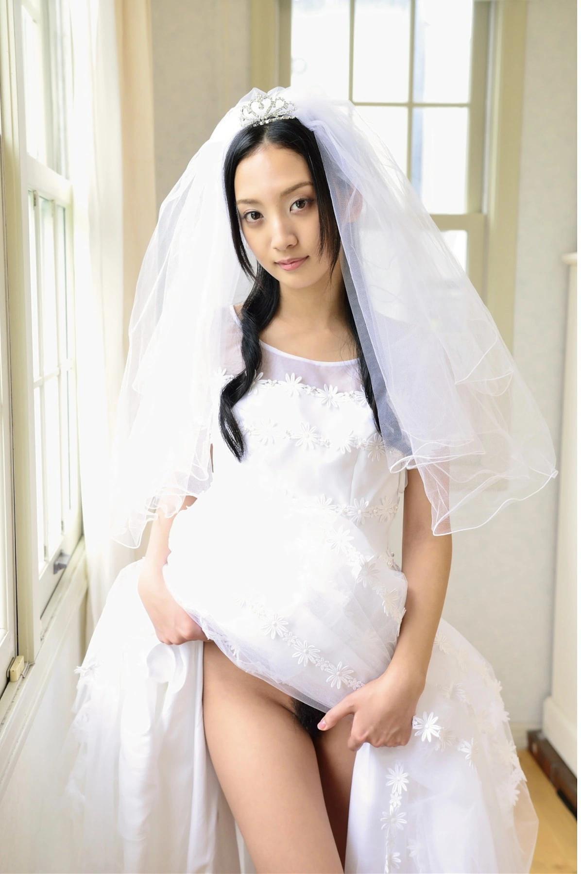 An Tsujimoto 辻本杏, 写真集 Sweet Lover 「白と黒の誘惑」 Set.02(4)