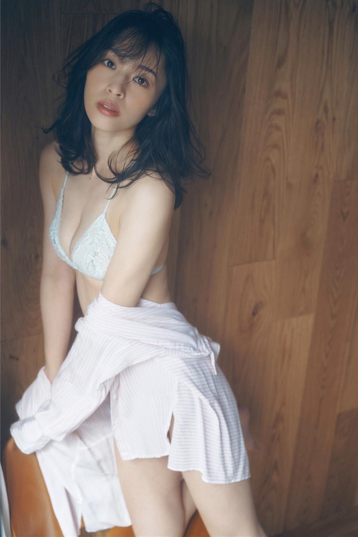 Misaki Jimbu 神部美咲, FLASHデジタル写真集 『ここだけの話 vol.1』 Set.01(20)