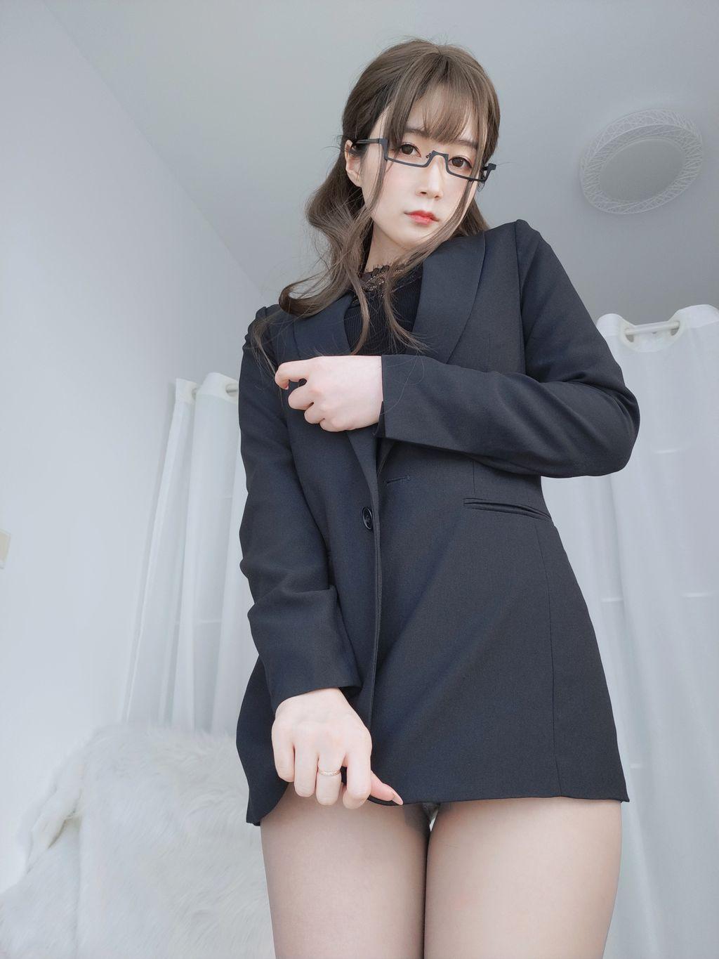Coser @ 白银 81: 黑 西服 (136 photos)(69)