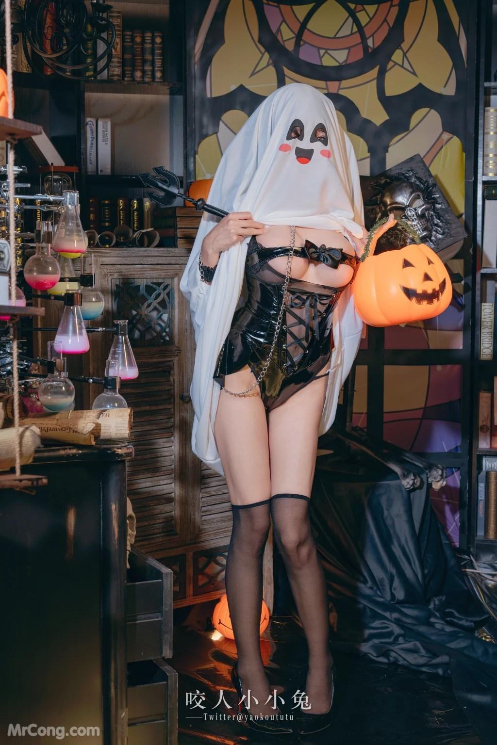 Coser@黏黏团子兔:『兔兔班车』万圣小恶魔 (41 photos )(35)