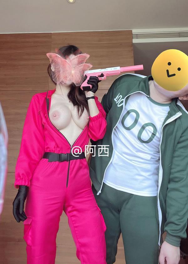 福利姬@上海阿西尺度私拍视图合集(31)