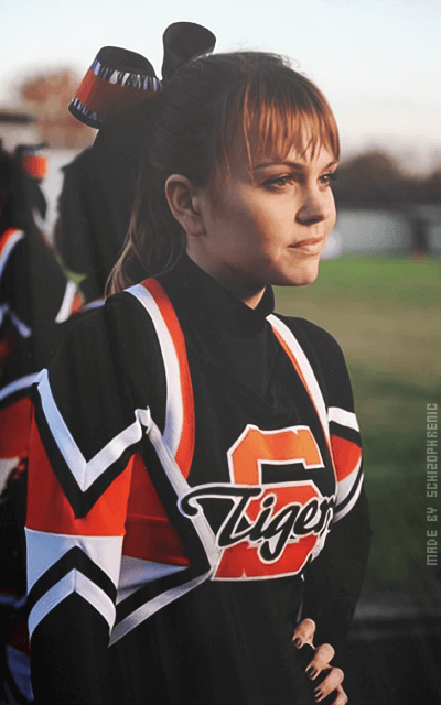 Aimee Teegarden M6RIkdm1_o