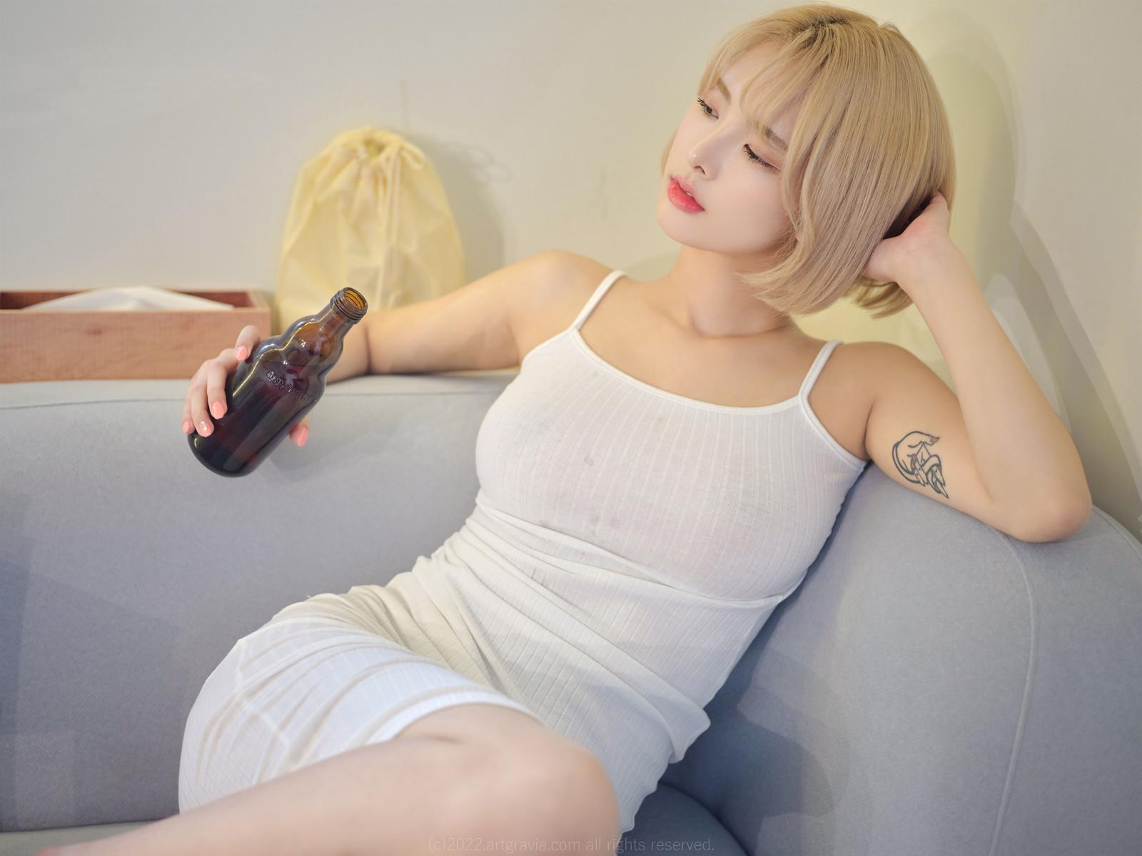 Kim Hyoyeon 김효연, ArtGravia Vol.396 Photobook Set.01(29)