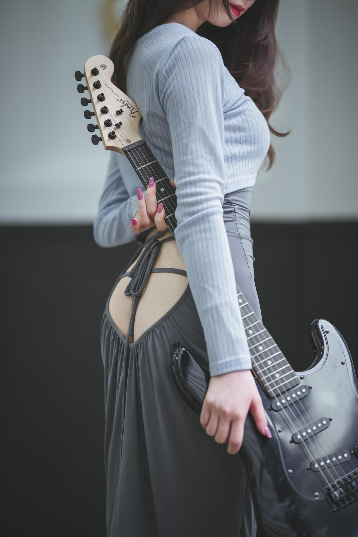 Cosplay 封疆疆v 吉他妹妹(10)
