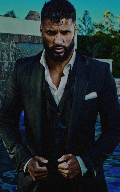 Ricky Whittle  QaY5Ch8W_o