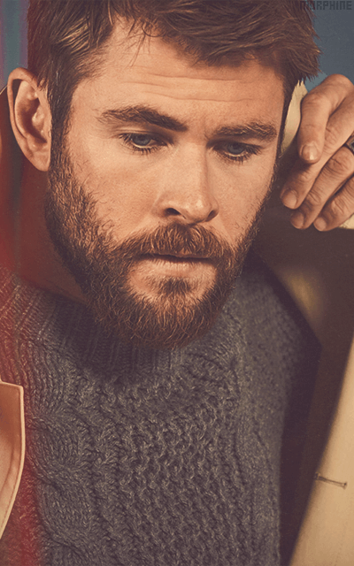 Chris Hemsworth Ul22EI2r_o