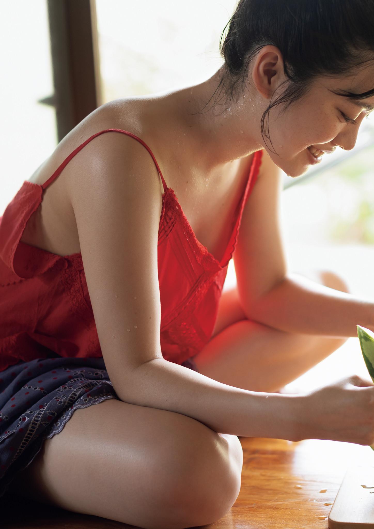 Mei Ishihama 石浜芽衣, 1st写真集 「ひかっている」 Set.02(22)