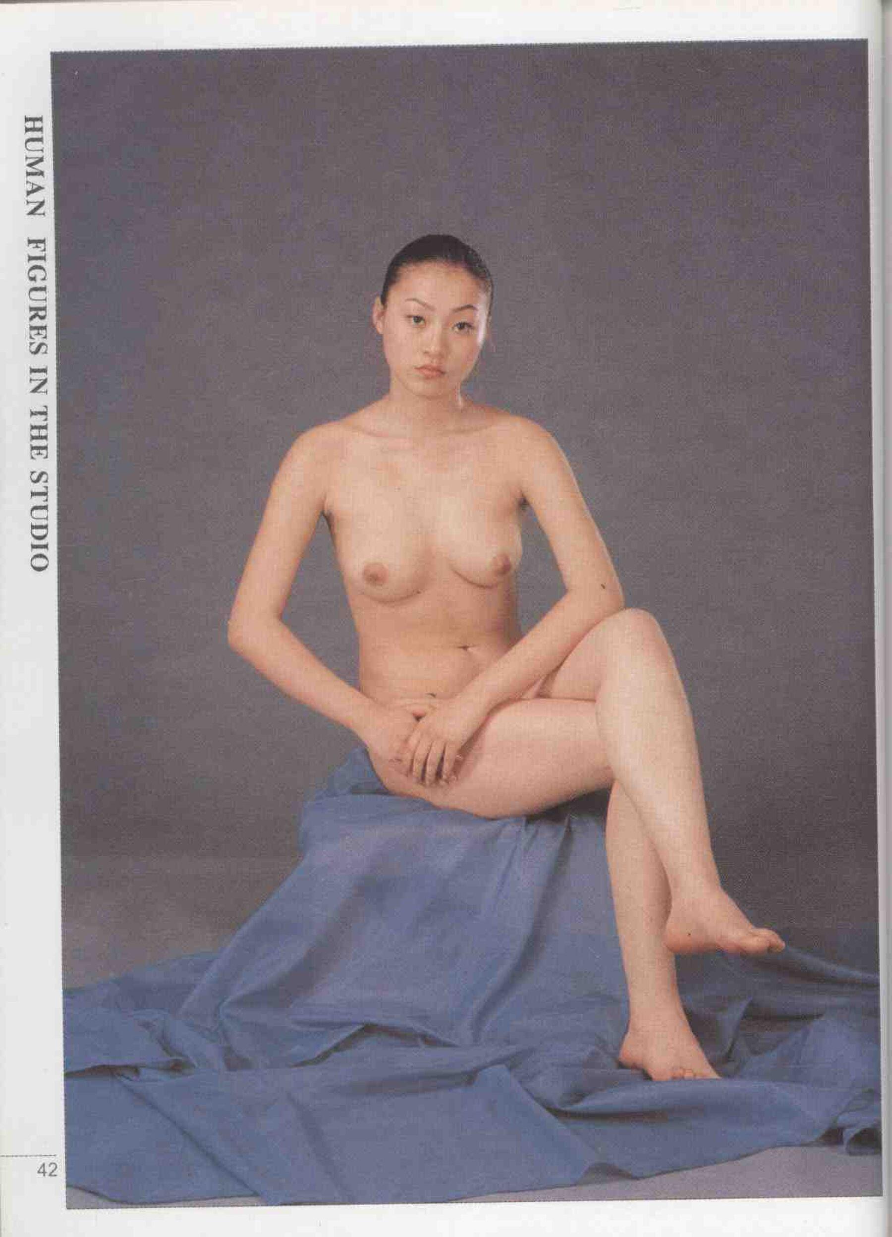 书籍扫描 实用人体模特摄影·坐姿篇(47)