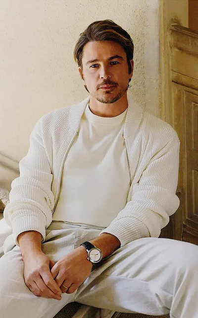  Josh Hartnett XwFS1mkg_o